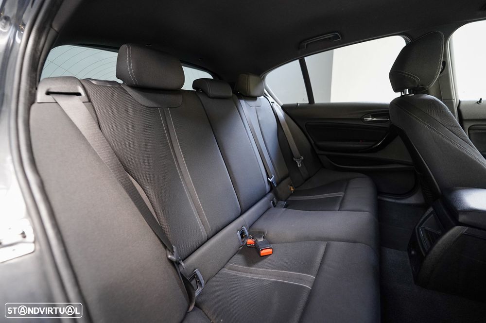 BMW 118 d Line Sport - 14