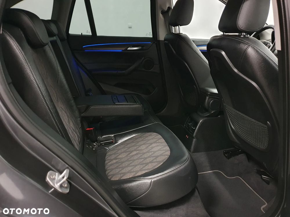 BMW X1 sDrive18d M Sport sport - 18