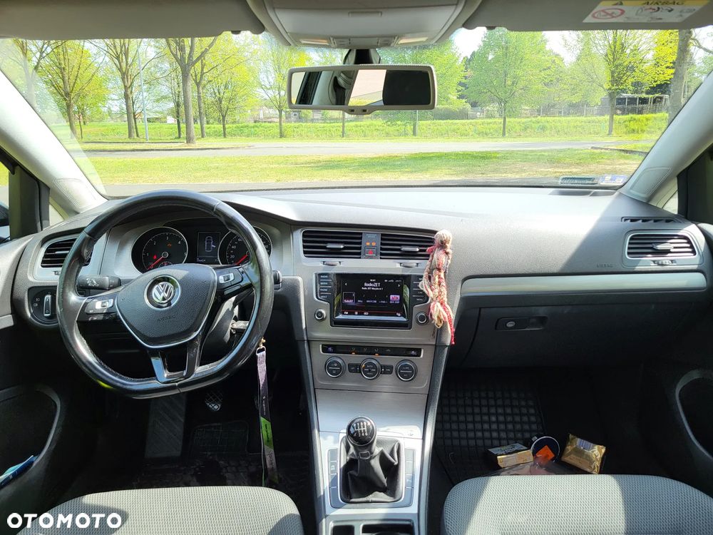 Volkswagen Golf 1.6 TDI BlueMotion Trendline - 5