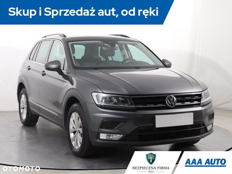 Volkswagen Tiguan - 2