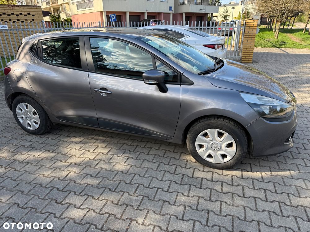 Renault Clio 1.2 16V Life - 1