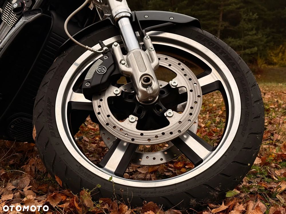 Harley-Davidson V-Rod Muscle - 33