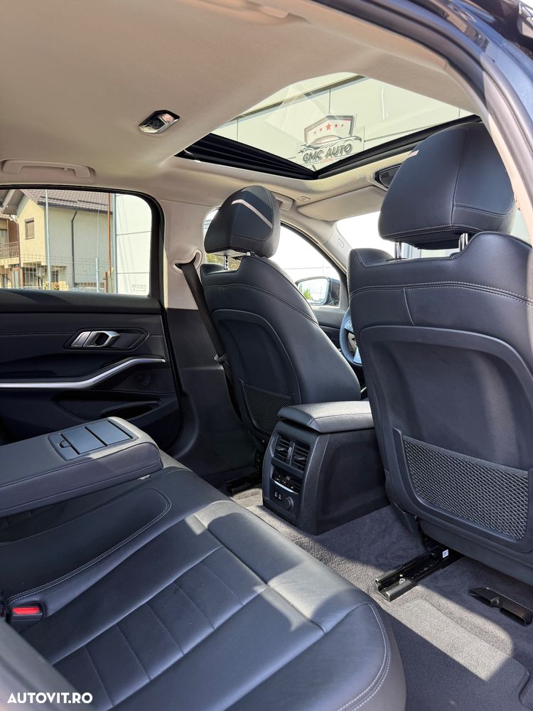 BMW Seria 3 320d Aut. Sport Line - 15