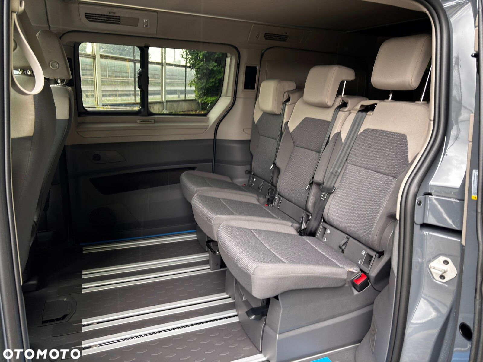 Volkswagen California - 13