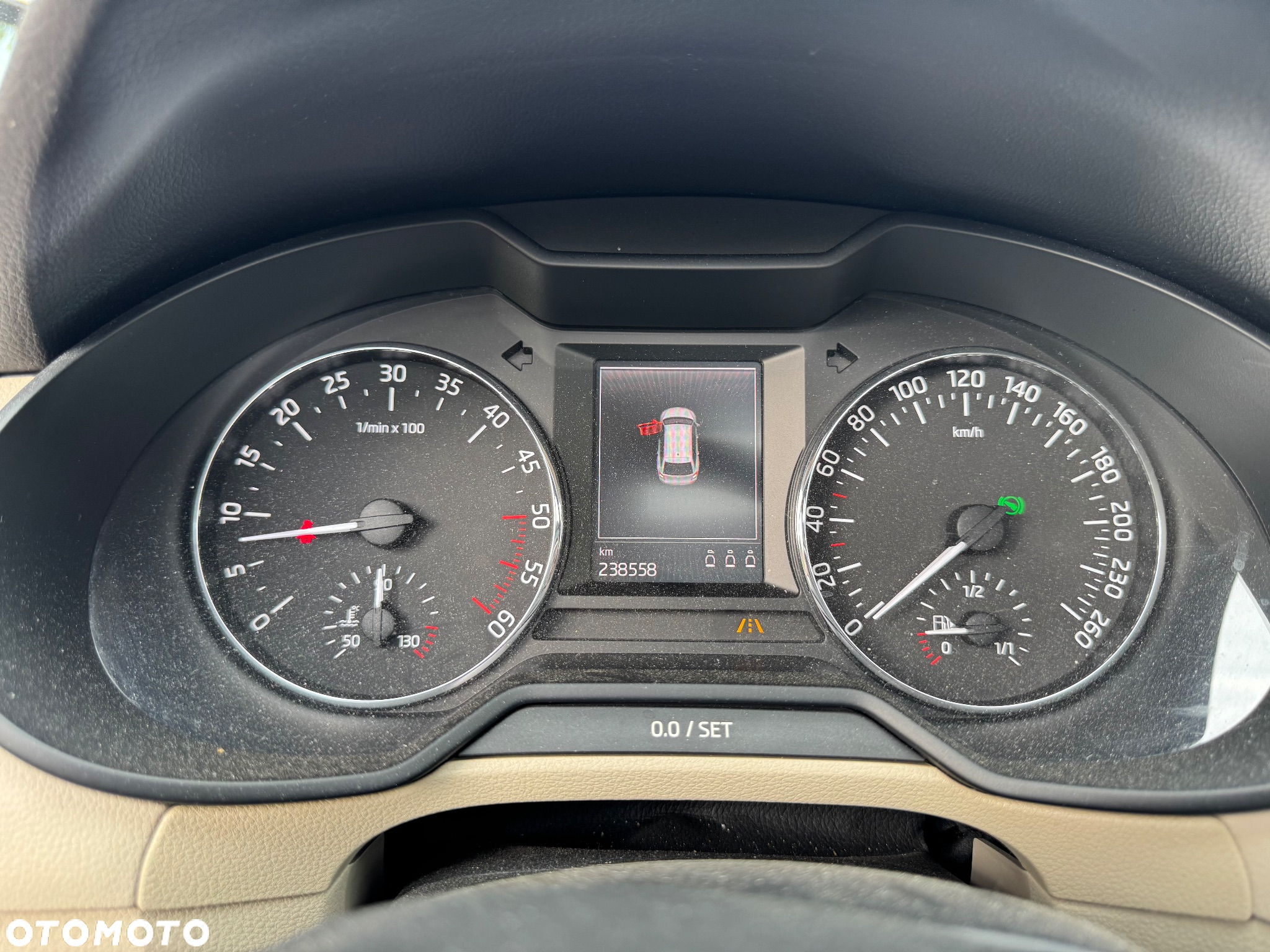 Skoda Octavia 2.0 TDI Elegance DSG - 10