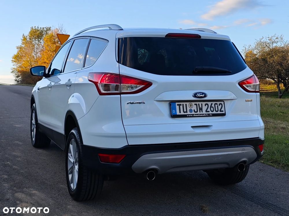 Ford Kuga 1.5 EcoBoost 2x4 Titanium - 20