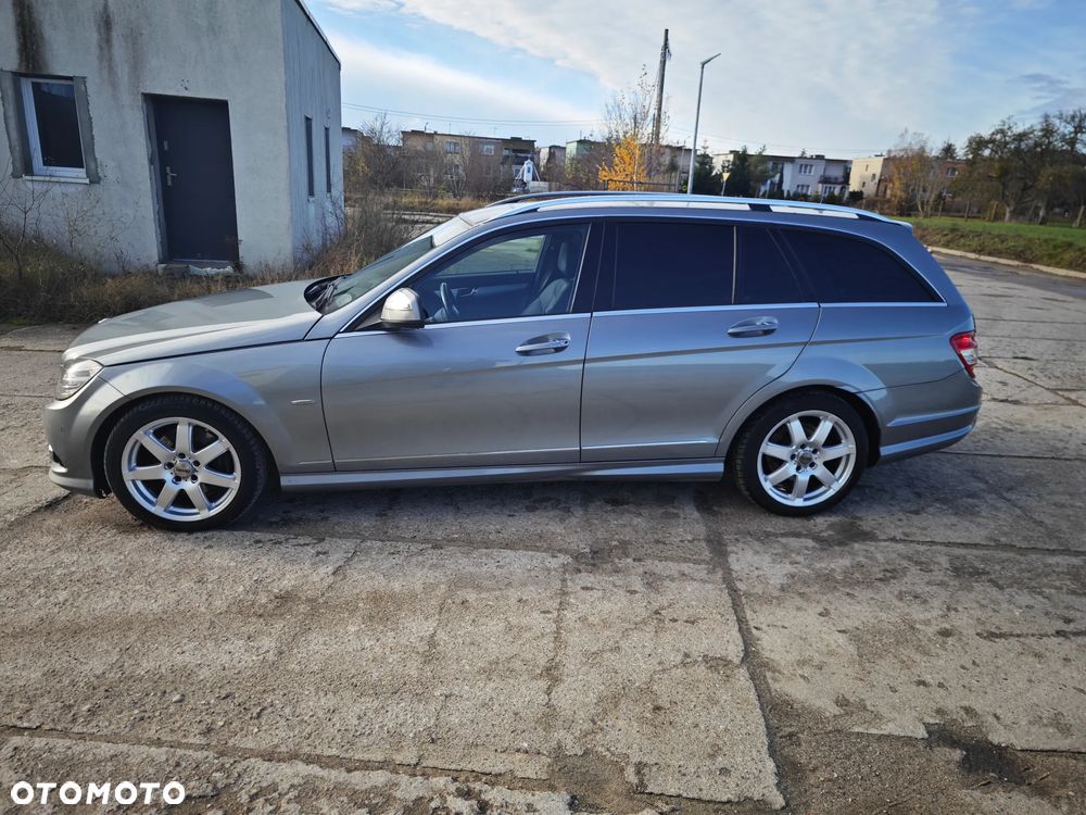 Mercedes-Benz Klasa C 320 CDI Avantgarde 4-Matic - 13