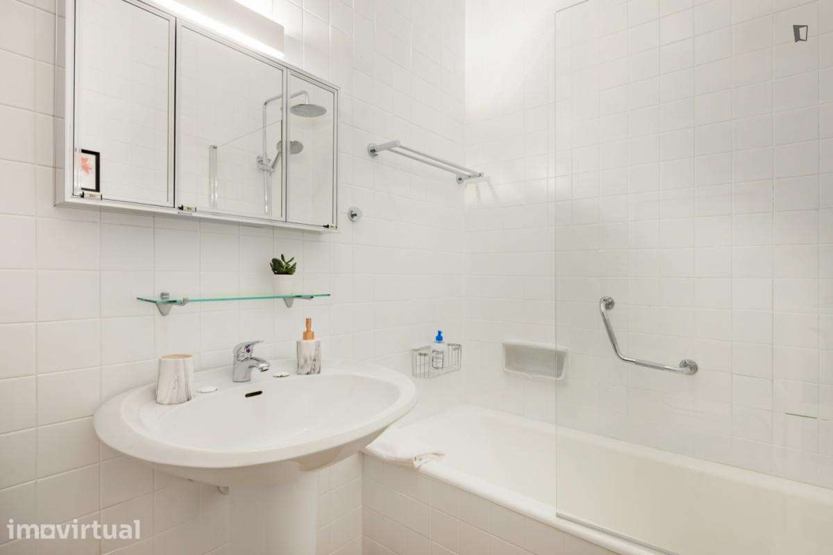 Apartamento com 3 quartos - localizado em Nevogilde Porto - Grande imagem: 3/55
