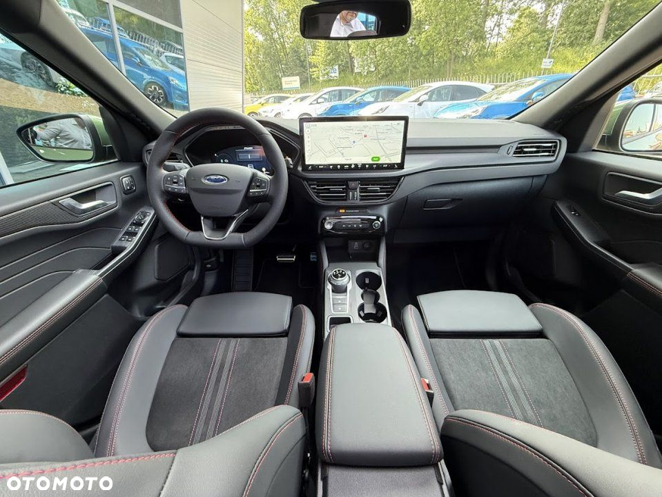 Ford Kuga - 11
