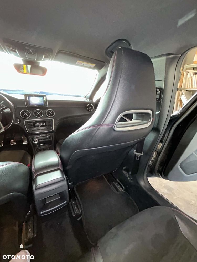 Mercedes-Benz Klasa A 180 d AMG Line - 17
