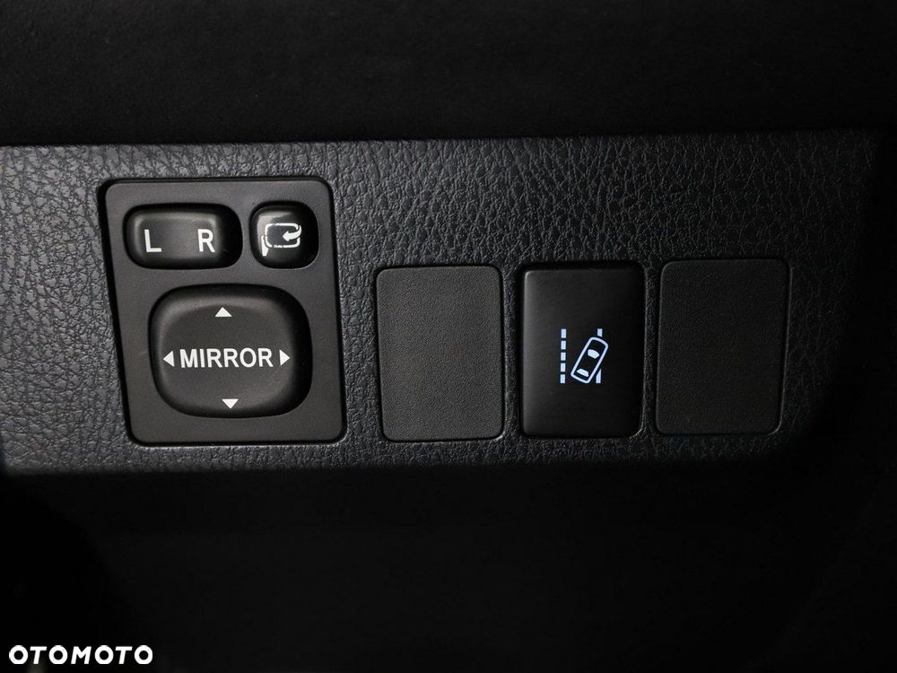 Toyota RAV4 Hybrid Style 4x4 - 33