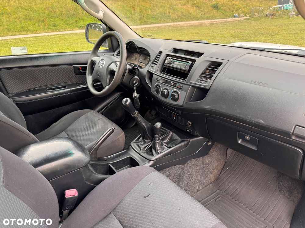 Toyota Hilux 4x4 Double Cab - 19