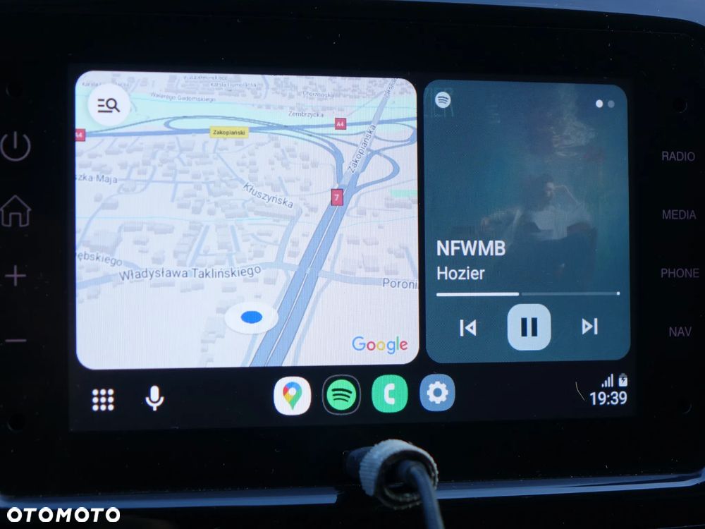 Peugeot Boxer 3-osobowy L4H2 Android Auto Kamera Nawigacja - 17