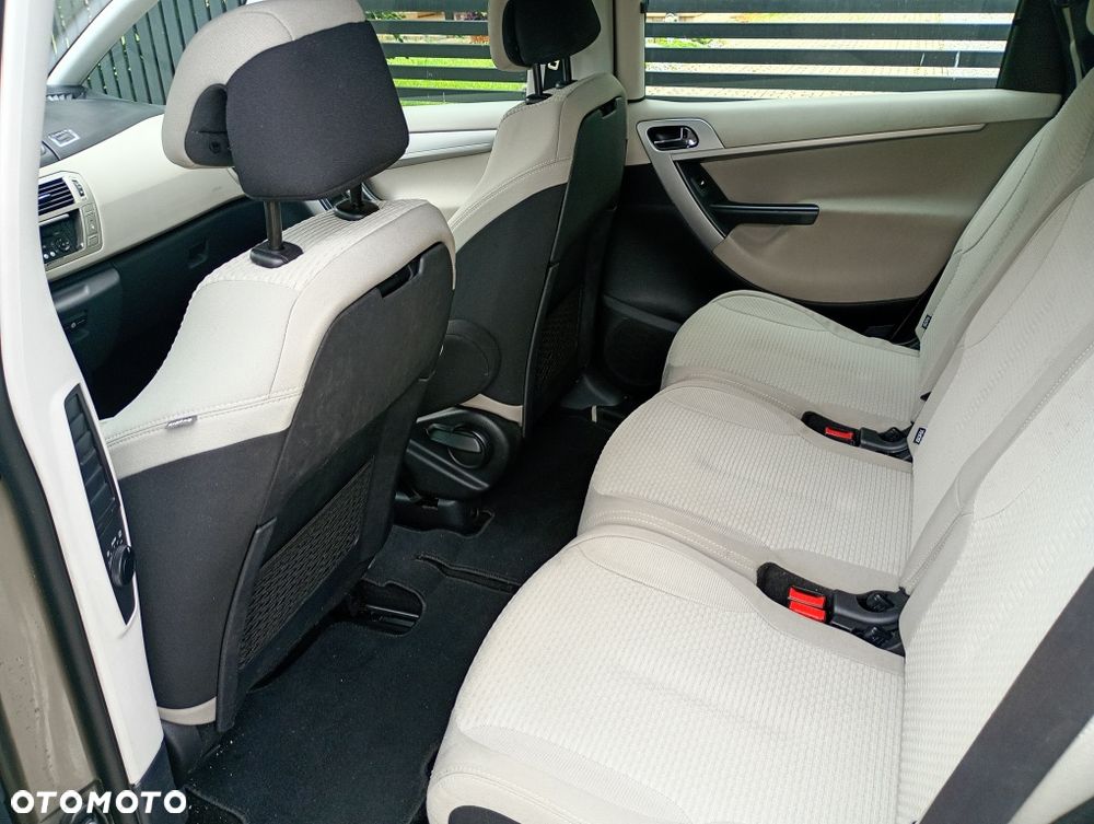 Citroën C4 Picasso - 8