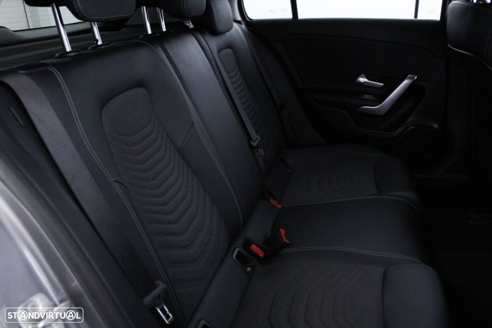 Mercedes-Benz A 200 d - 16