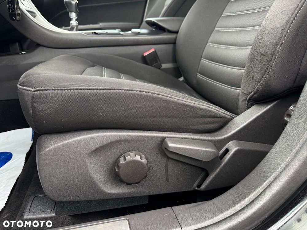 Ford Mondeo 2.0 TDCi Start-Stopp ECOnetic Business Edition - 24