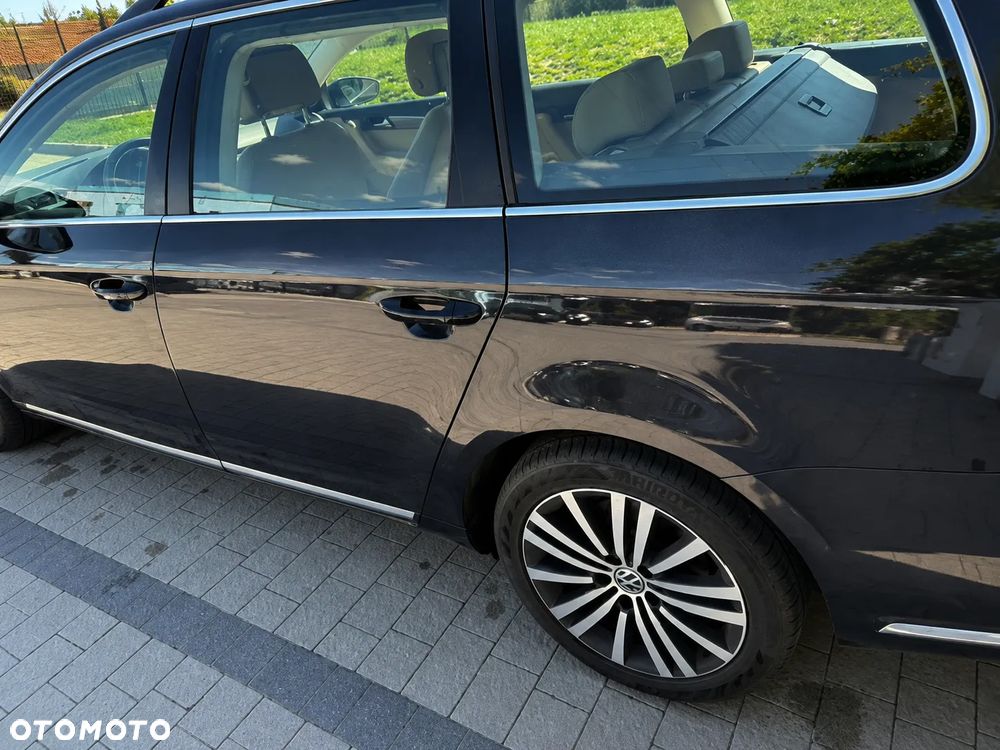 Volkswagen Passat 2.0 TDI Comfortline DSG - 5
