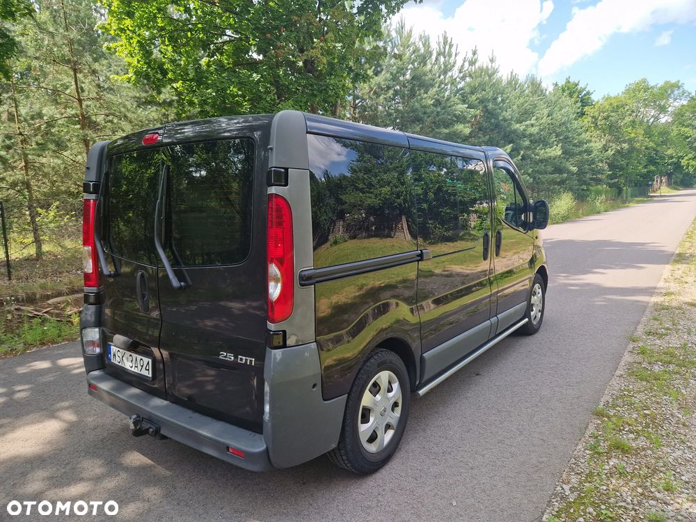 Renault Trafic - 18