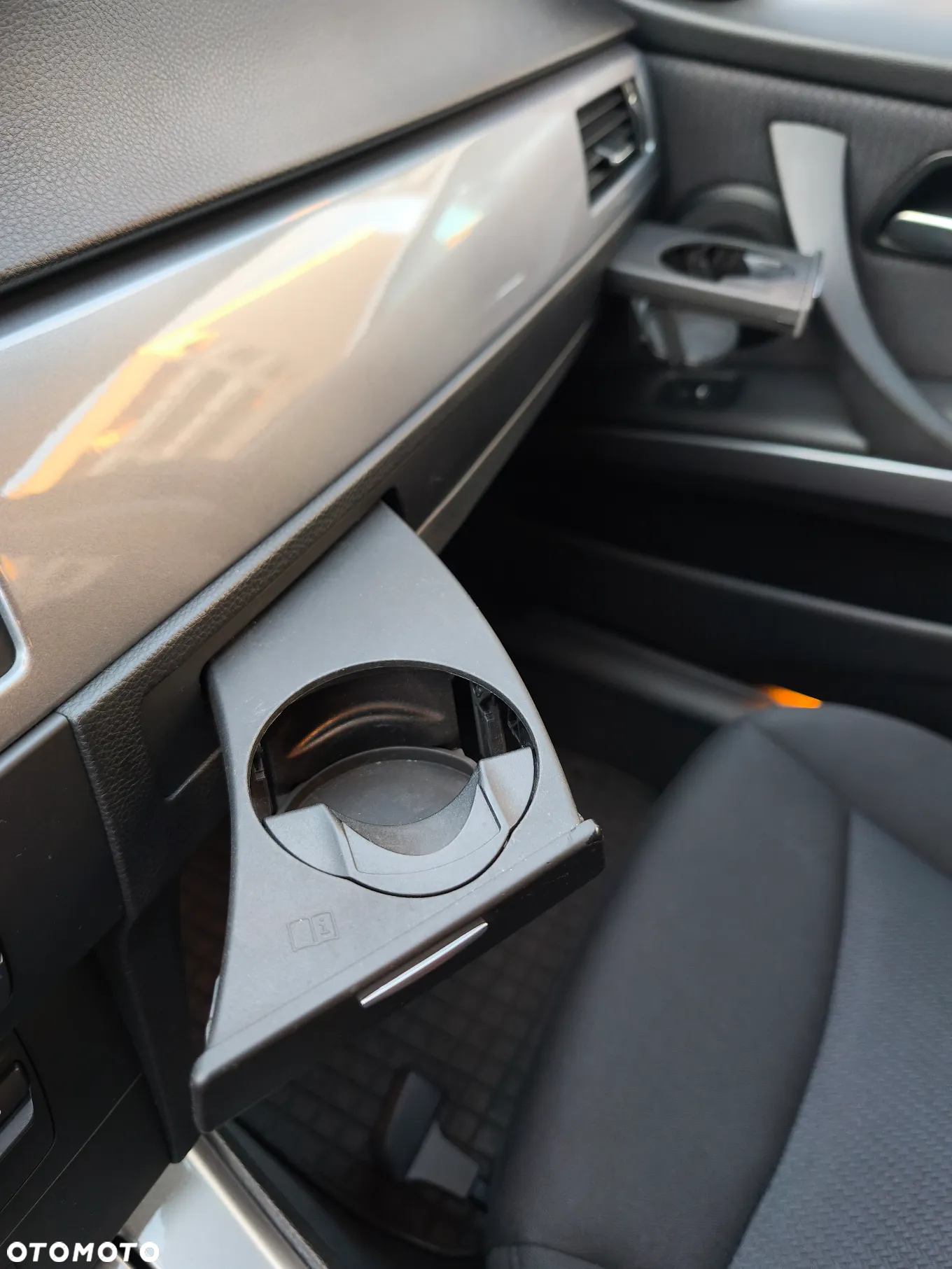 BMW Seria 3 320i - 12