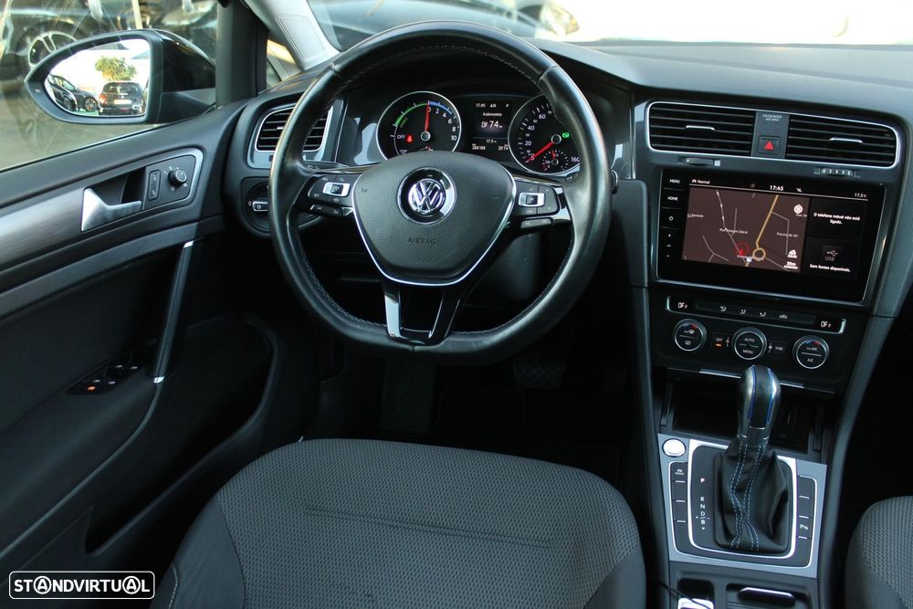 VW e-Golf AC/DC - 35