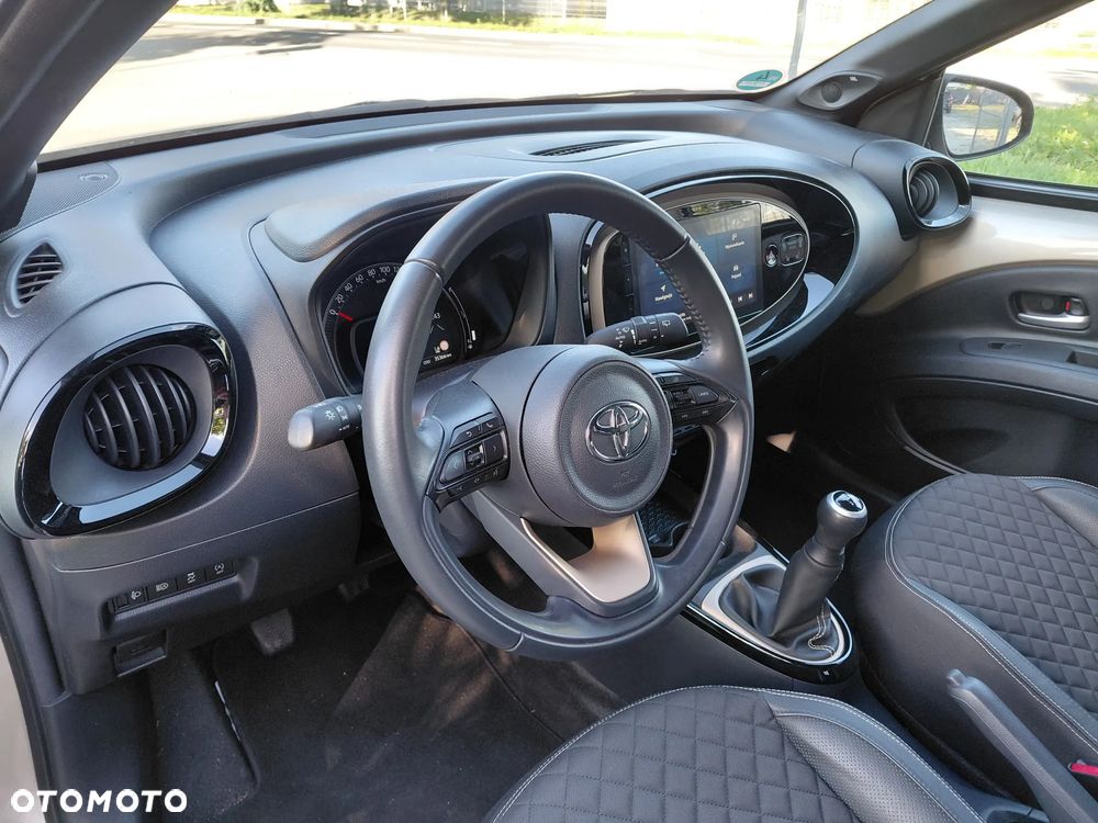 Toyota Aygo x-trend - 13