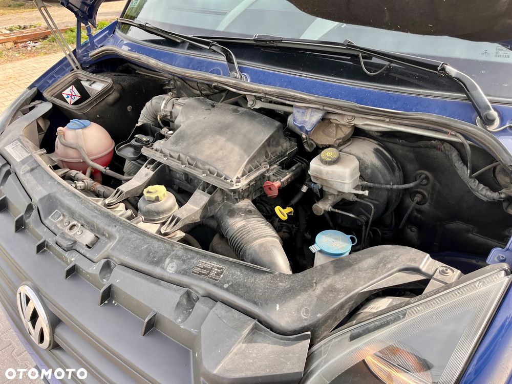 Volkswagen CRAFTER 7 OSÓB / SALON POLSKA / BEZWYPADKOWY / PIERWSZY WŁAŚCICIEL / 2.0 140KM ! ! - 33