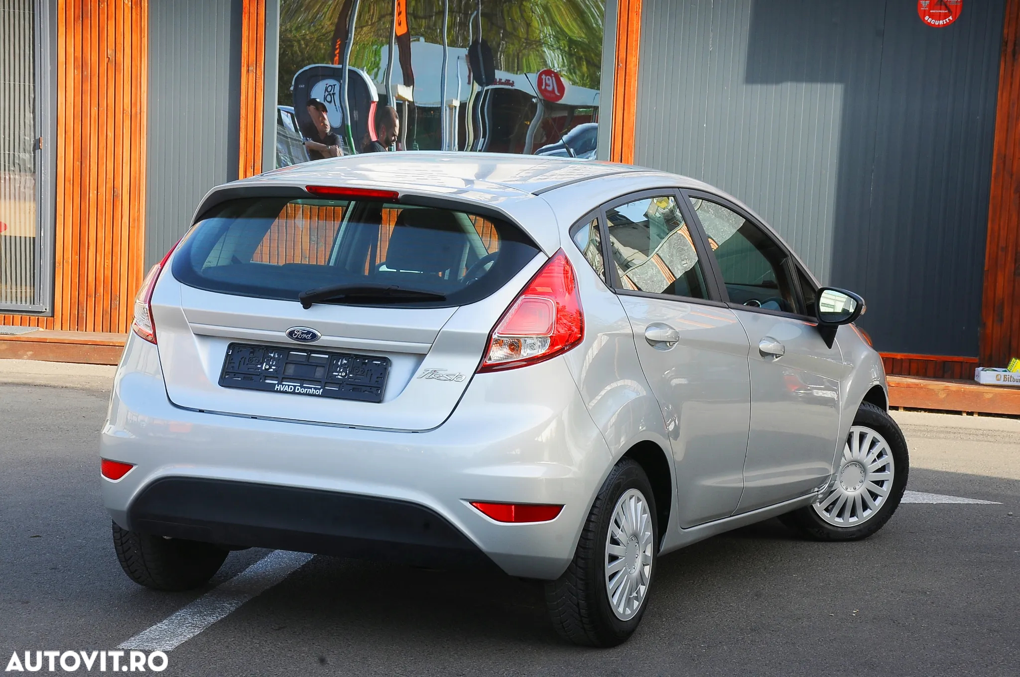 Ford Fiesta 1.6 TDCi DPF Trend - 13