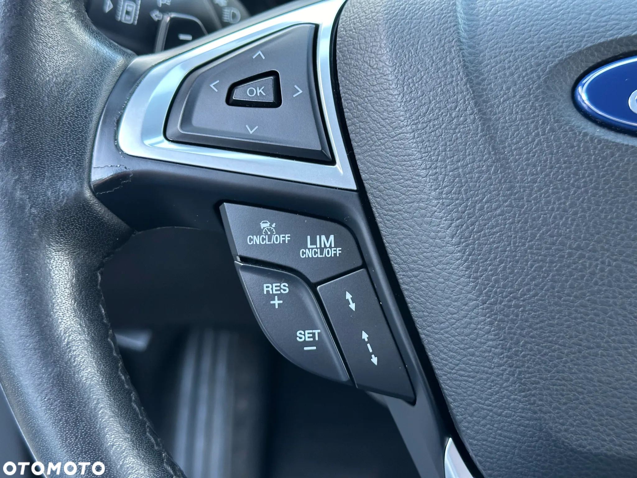 Ford Mondeo 2.0 TDCi Titanium PowerShift - 16