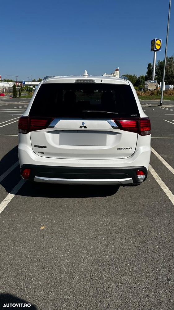 Mitsubishi Outlander 2.2 Litre DI-D AWD Instyle Aut. - 4