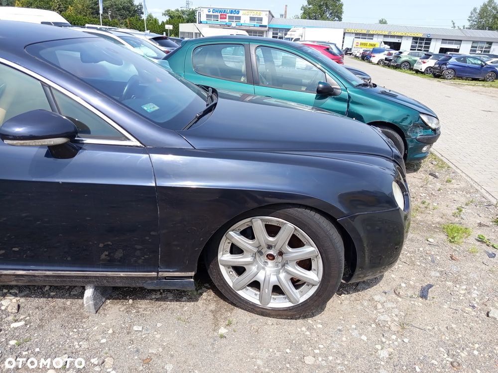 Bentley Continental GT - 10