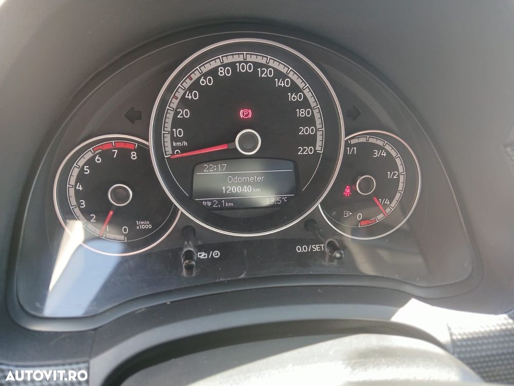 Volkswagen up! 1.0 MPI Move - 15