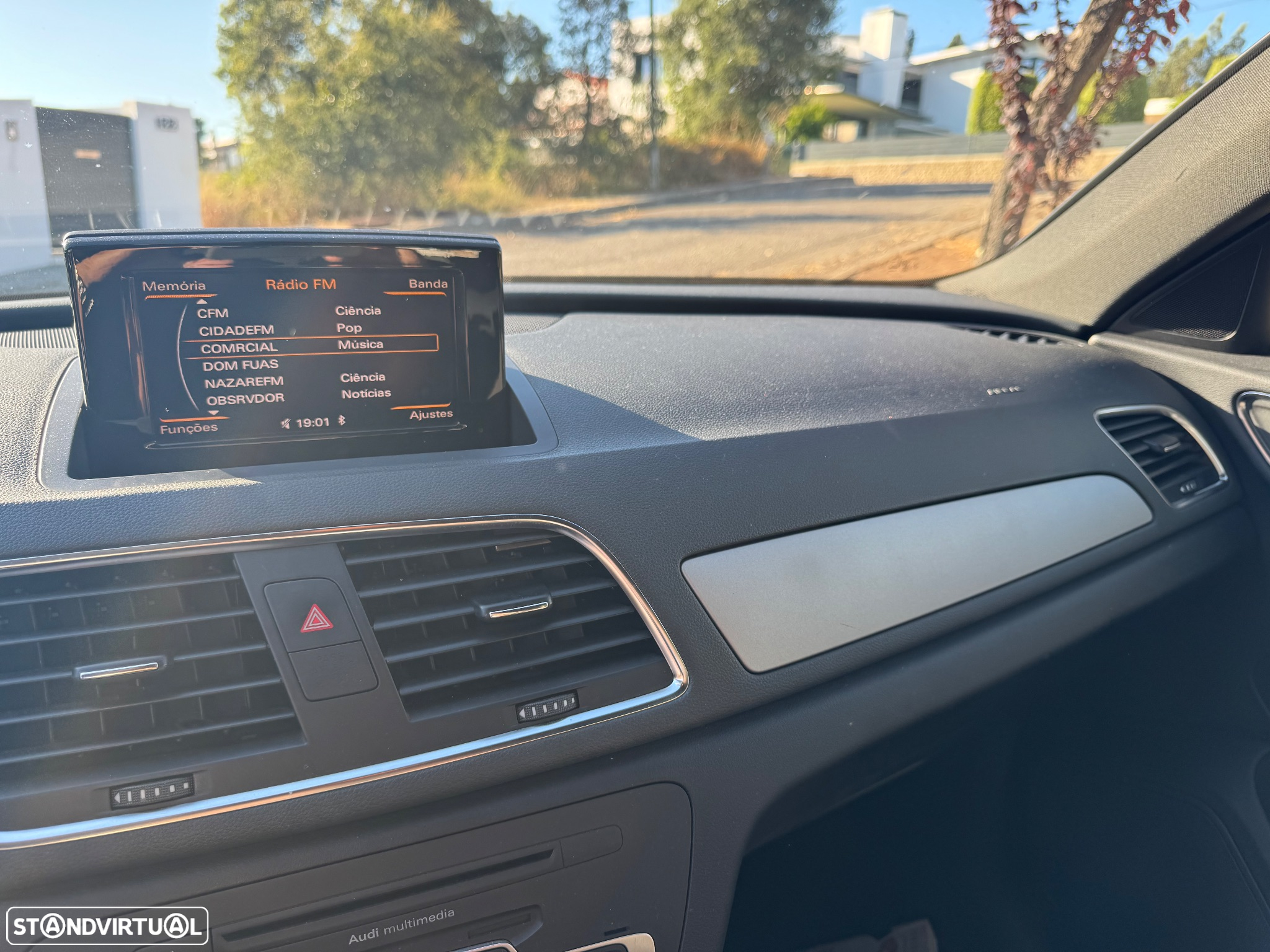 Audi Q3 2.0 TDI S-line - 11
