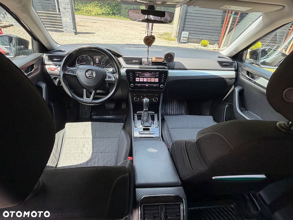 Skoda Superb 1.6 TDI Ambition DSG - 6