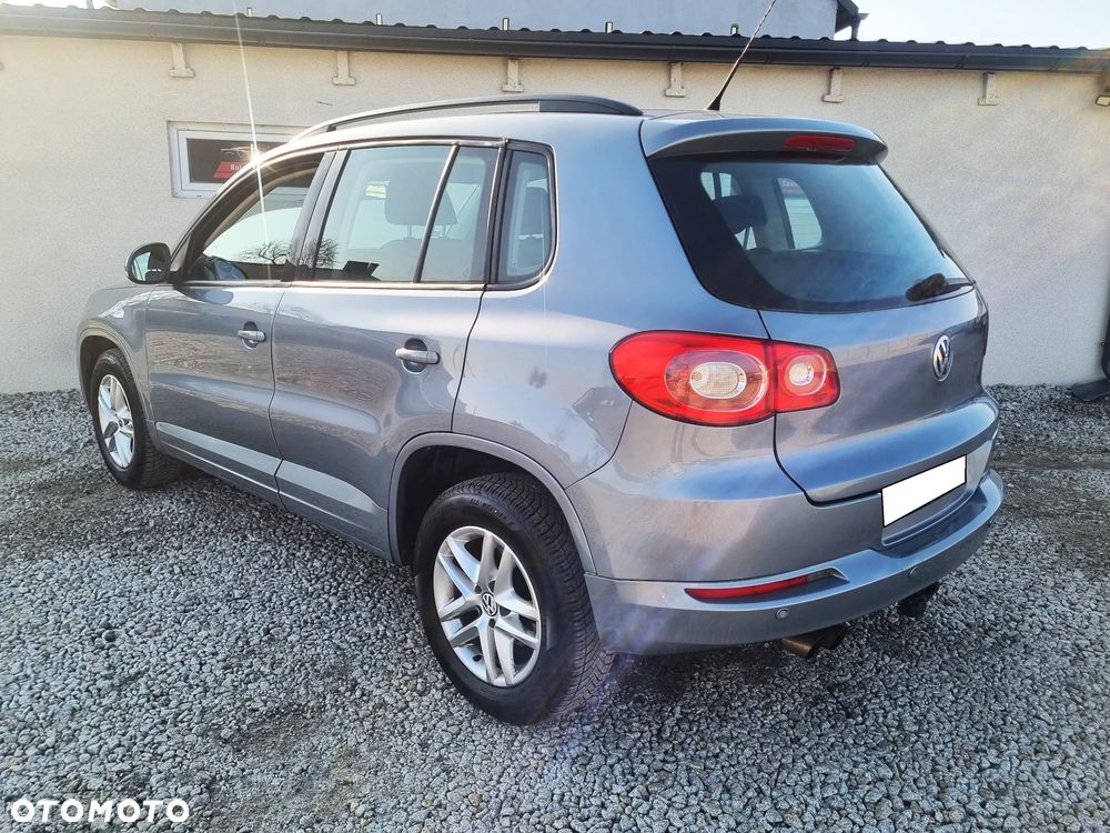 Volkswagen Tiguan - 5