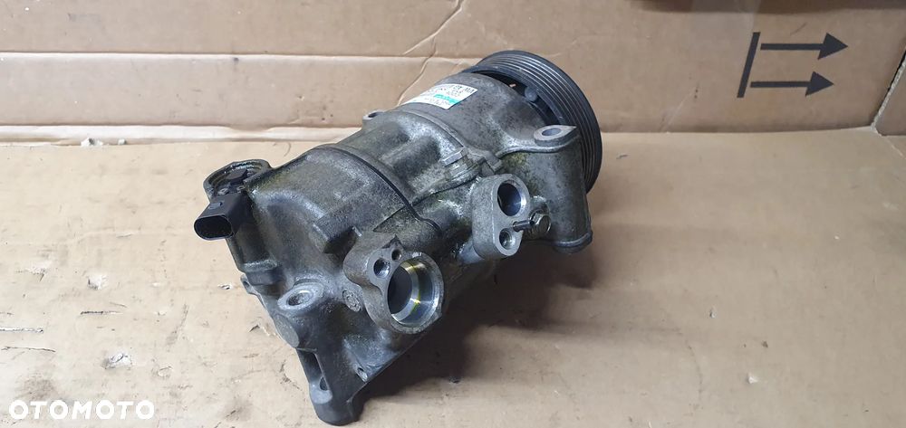 Sprężarka klimatyzacji kompresor klimy VW Caddy III 5N0820803H - 5