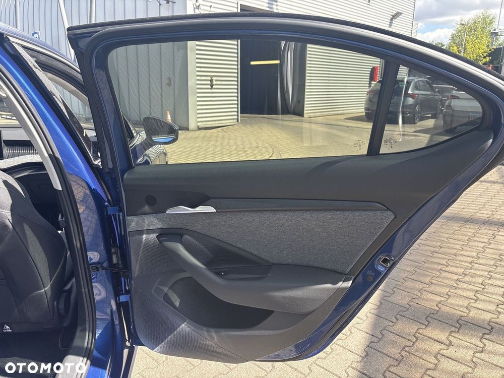 Skoda Superb 2.0 TDI SCR 4x4 Drive DSG - 19