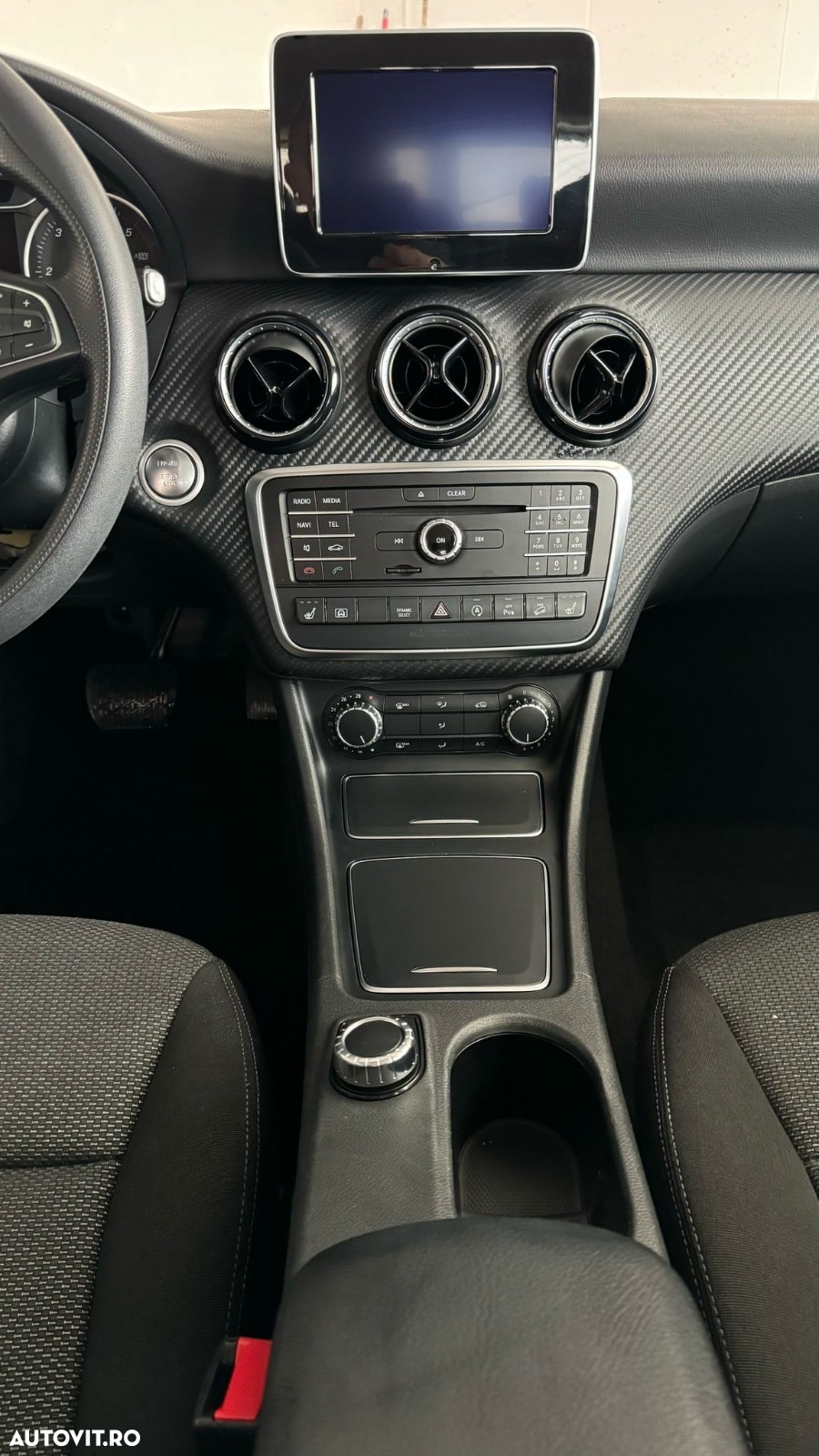 Mercedes-Benz GLA 200 d 4MATIC Aut. - 9