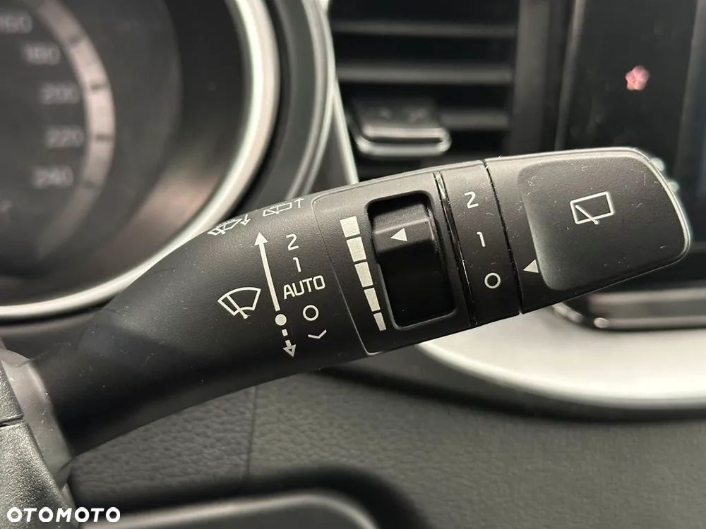 Kia Ceed 1.5 T-GDI M - 18