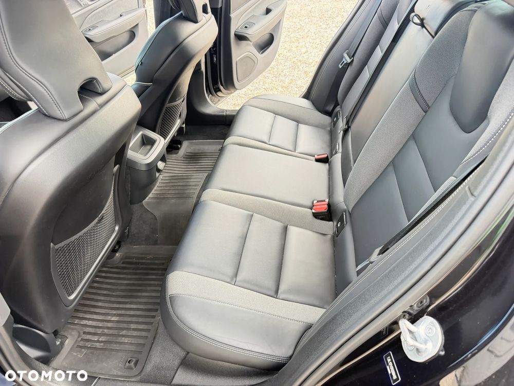 Volvo S60 T5 Inscription First Edition - 8