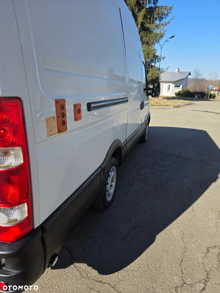 Iveco DAILY 35S15 - 7