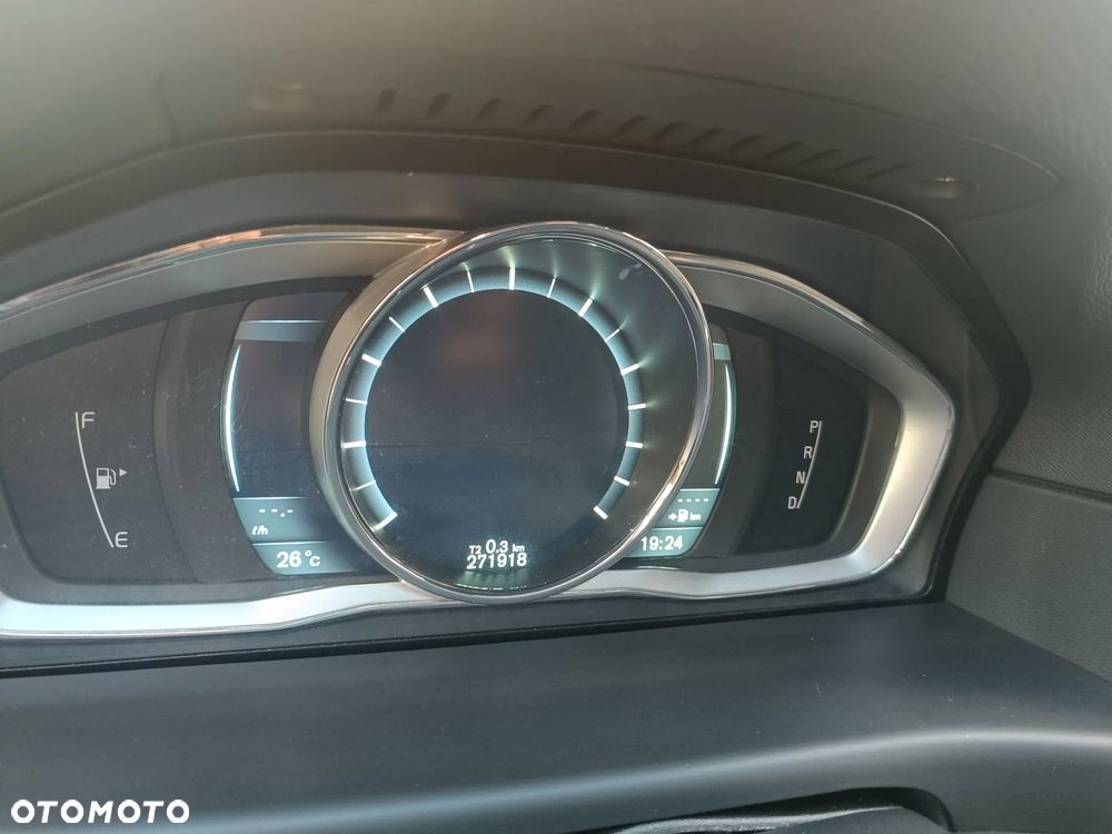 Volvo XC 70 T6 AWD Geartronic Momentum - 15
