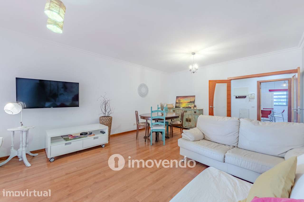 Apartamento T4 em condomínio com piscina, em Quelfes, Olhão - Grande imagem: 3/54