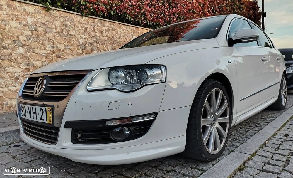 VW Passat 2.0 TDI Sportline R-Line - 4
