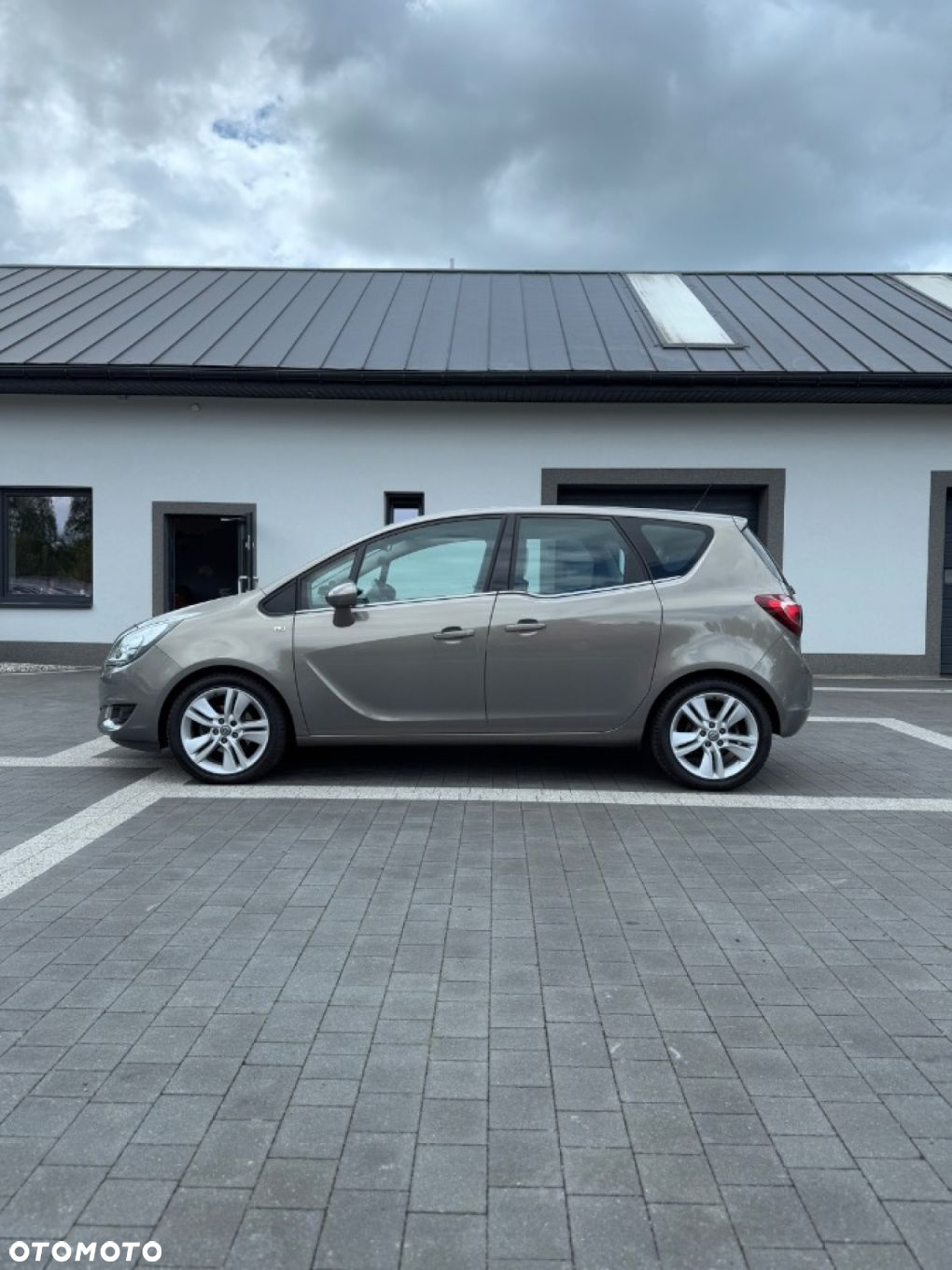 Opel Meriva - 9