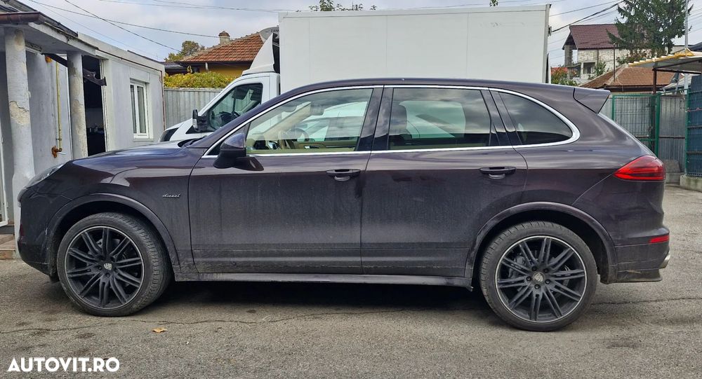 Porsche Cayenne 2015 photo 3