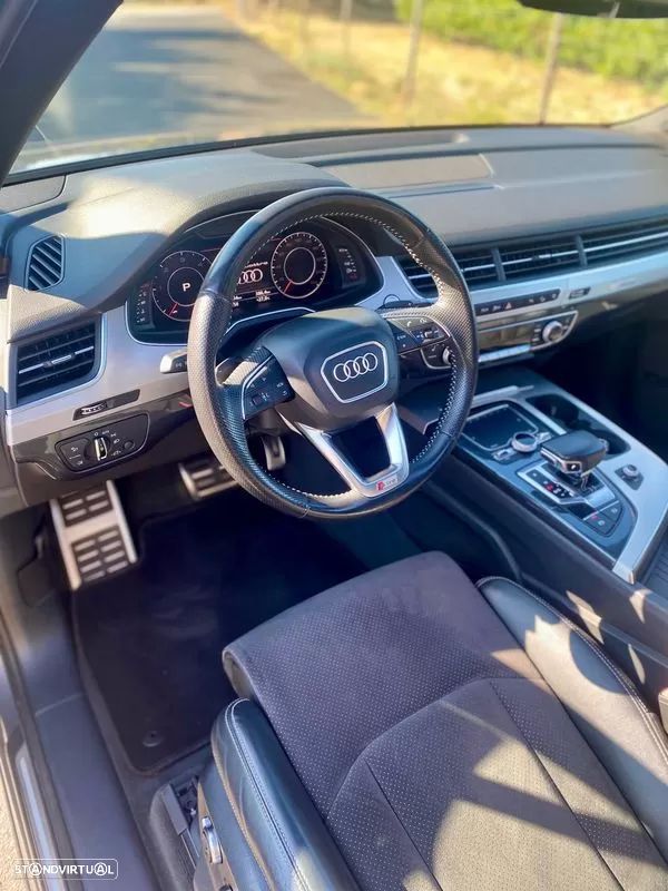 Audi Q7 3.0 TDi quattro S-line Tiptronic 7L - 8