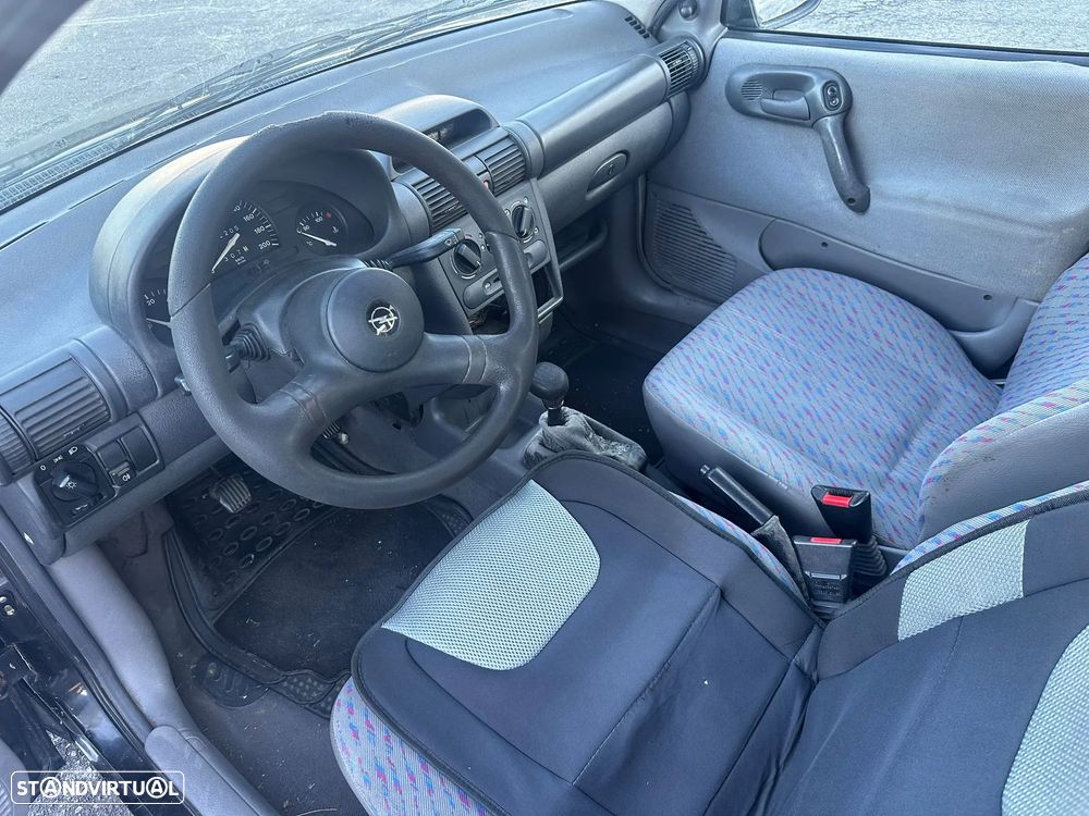 Opel Corsa B 1.2i 45 cv 1993 - 2000 Ref Motor X 12 SZ para peças - 4