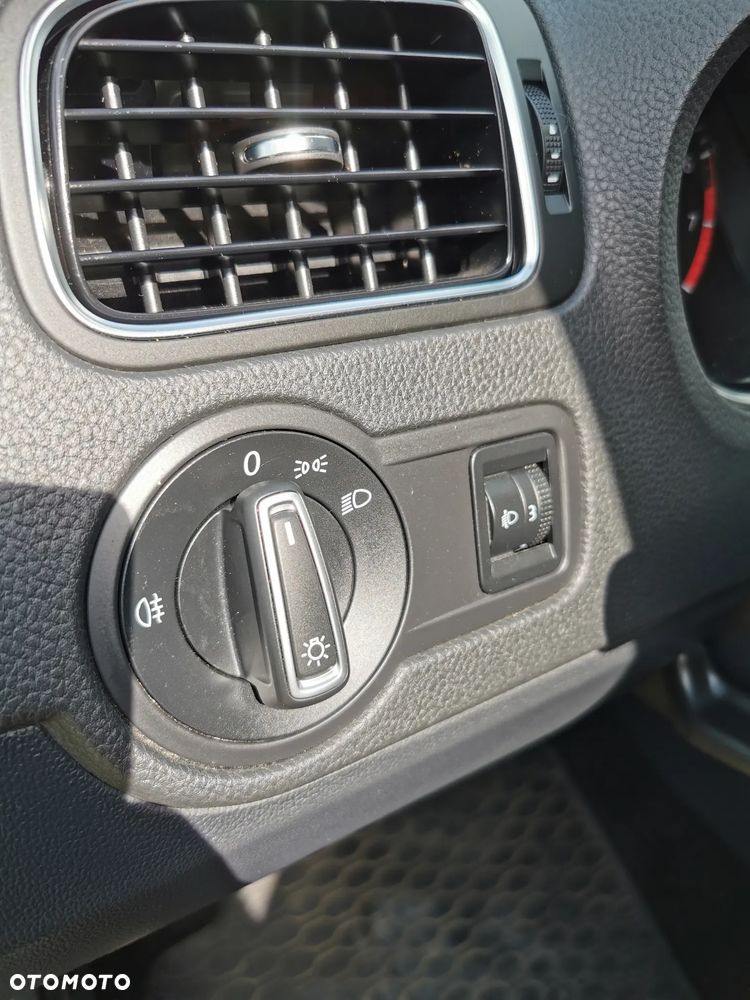 Volkswagen Polo 1.0 (Blue Motion Technology) Comfortline - 10