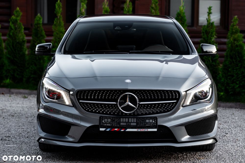 Mercedes-Benz CLA Shooting Brake 250 4Matic 7G-DCT Sport - 7