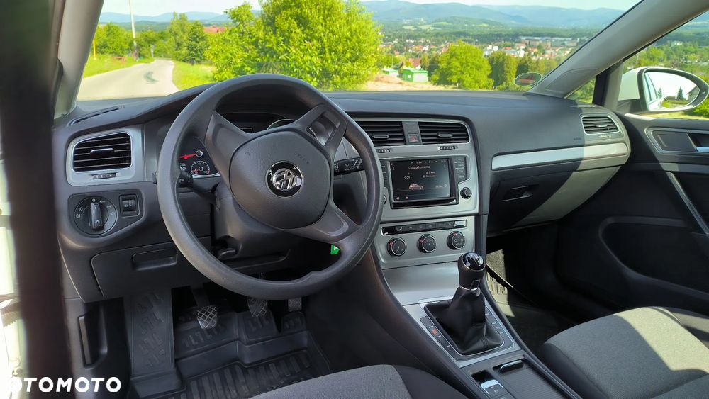Volkswagen Golf 1.6 TDI BlueMotion Technology Trendline - 14
